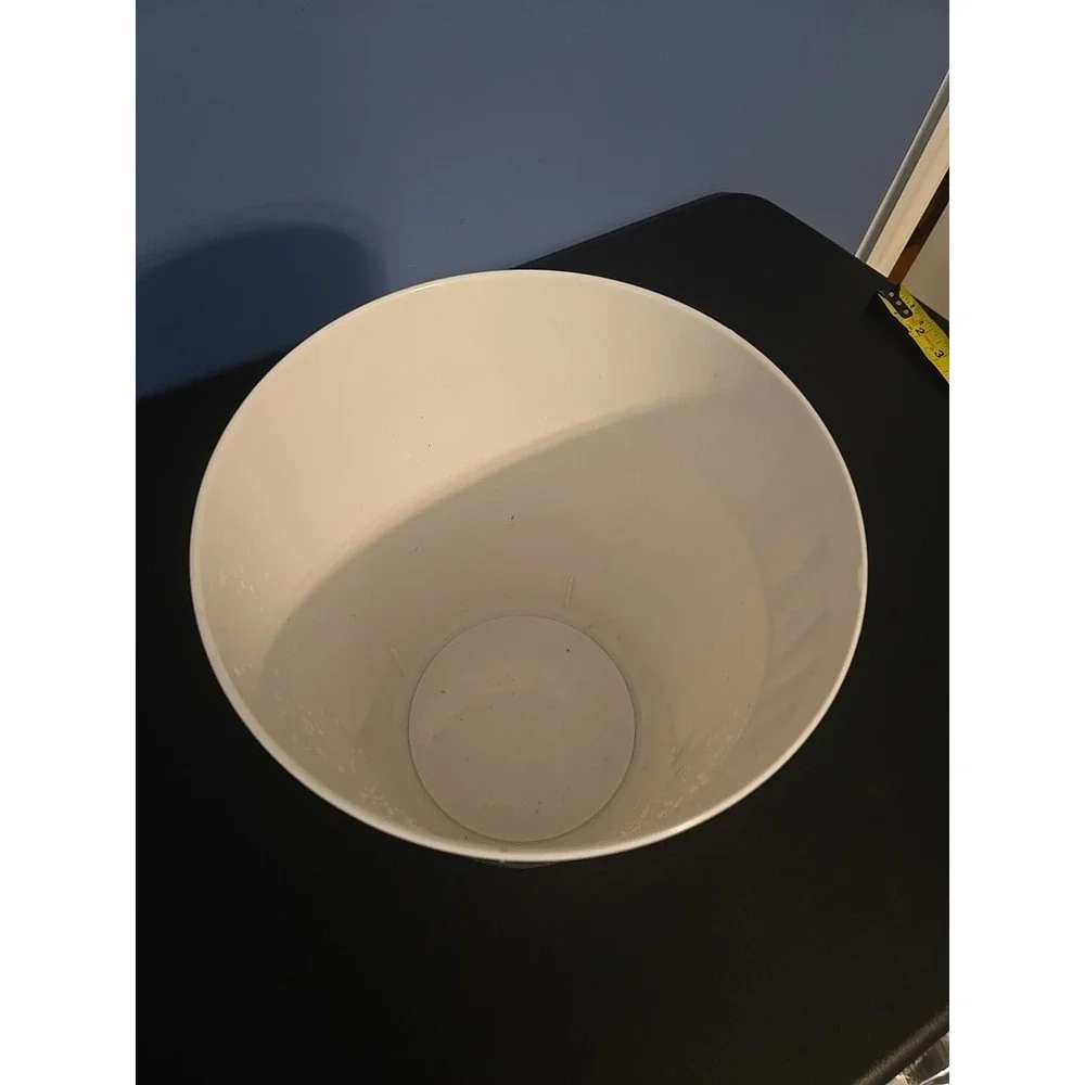 Vtg Wastebasket Cream Blue Yellow Tulip Floral Trash Can USA Hard‎ Plastic